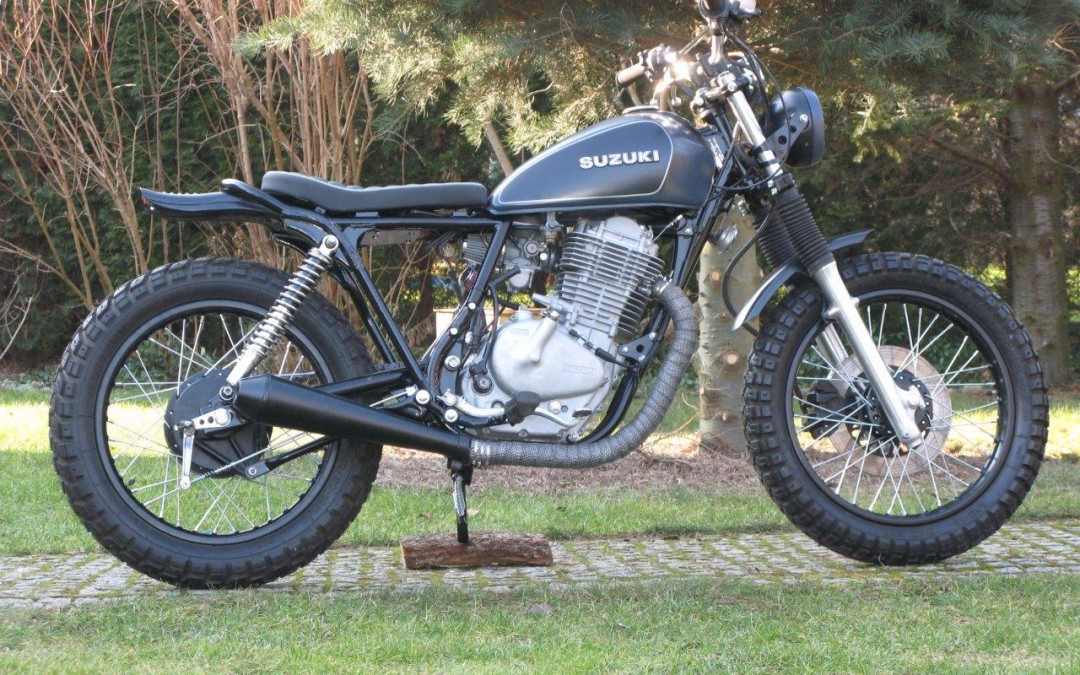 Suzuki GN 400